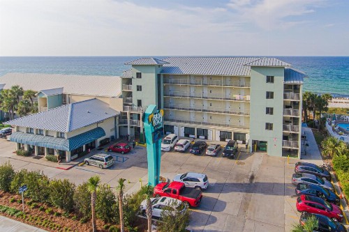 Bikini Beach Resort - image 7