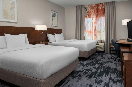 Fairfield Inn & Suites by Marriott Panama City Beach - image 11