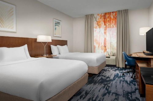 Fairfield Inn & Suites by Marriott Panama City Beach - image 13