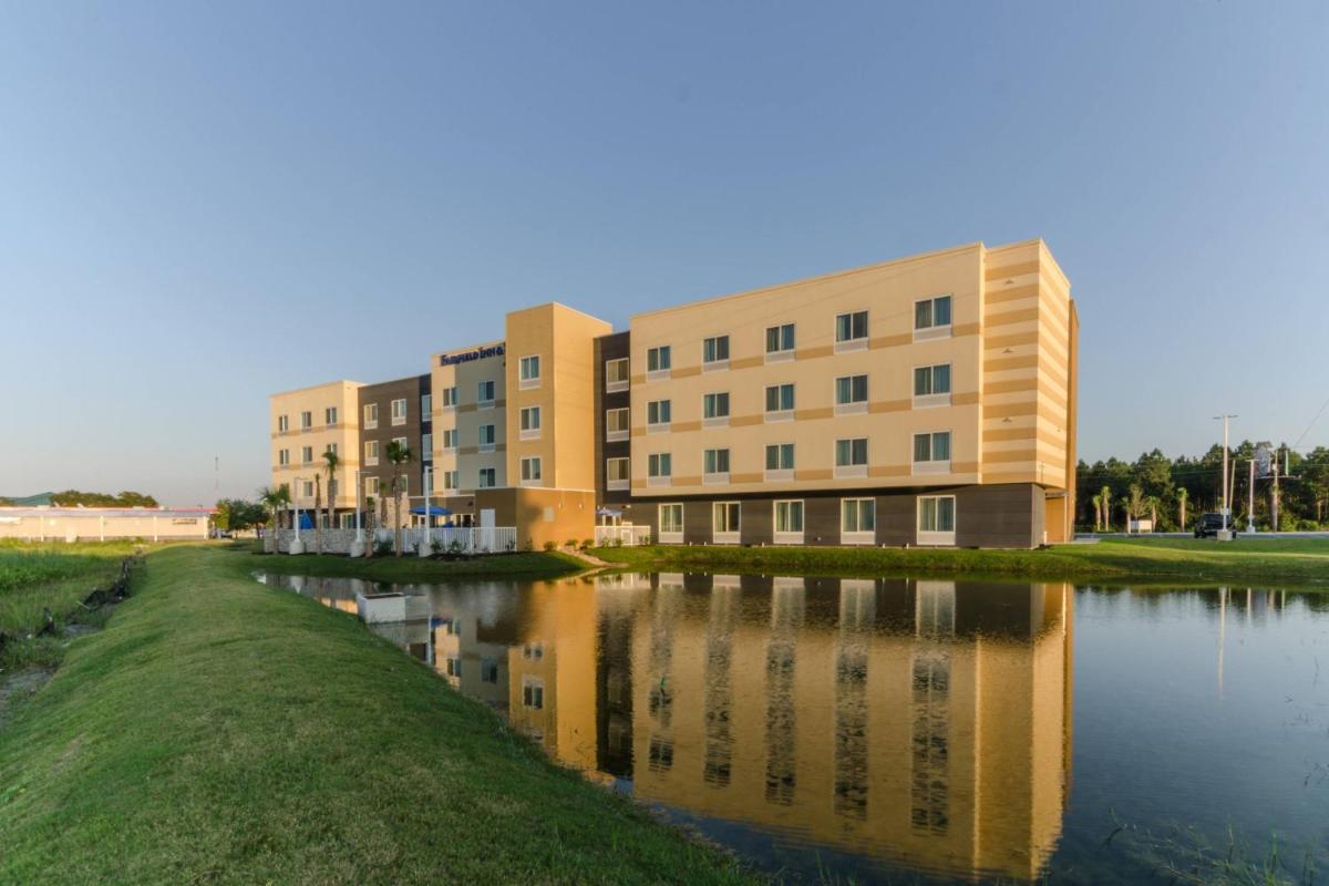 Fairfield Inn & Suites by Marriott Panama City Beach - image 2