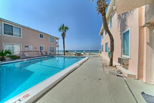 Pineapple Villas - image 50
