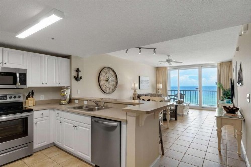 604 Majestic Beach Tower I - image 1