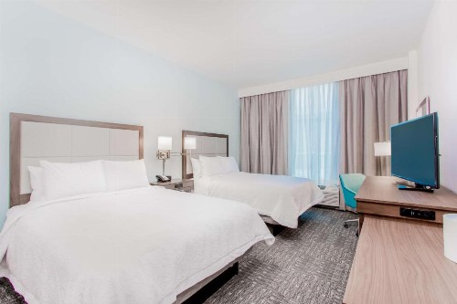 Hampton Inn & Suites Panama City Beach-Beachfront - image 10