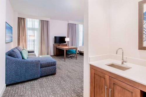 Hampton Inn & Suites Panama City Beach-Beachfront - image 13