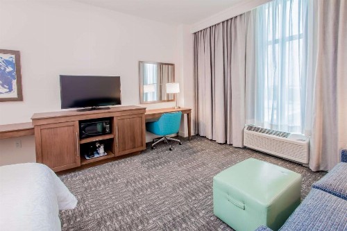 Hampton Inn & Suites Panama City Beach-Beachfront - image 30