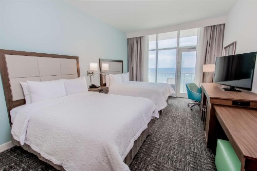 Hampton Inn & Suites Panama City Beach-Beachfront - image 49