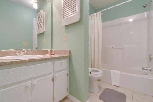 Gulf Highland 251 St. Katherine - image 4