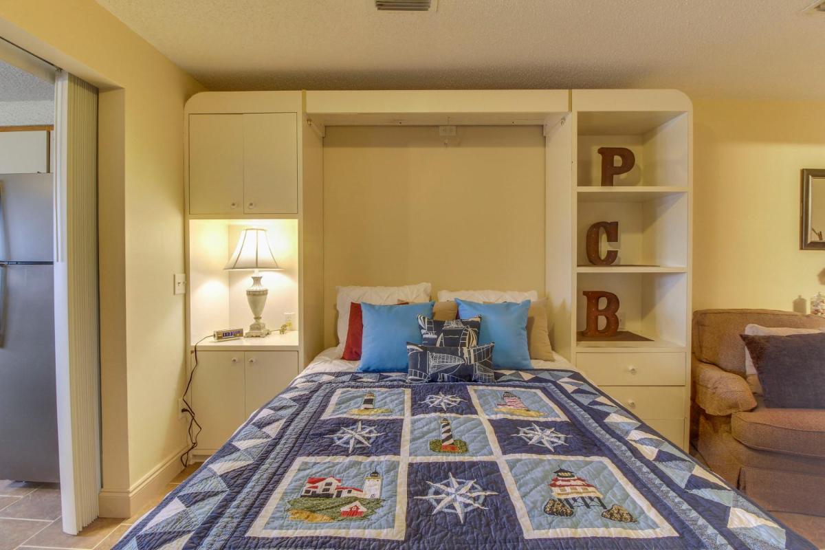 The Inn at St. Thomas Square # 1205B - image 3