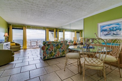 Gulf Gate 208 - image 3