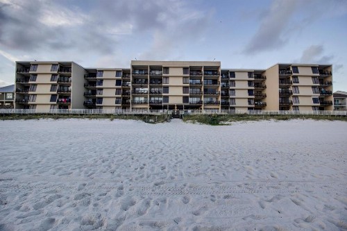 Gulf Gate 410 - image 9