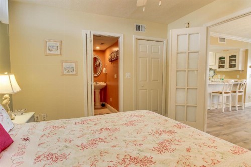 Gulf Gate 209 - image 12