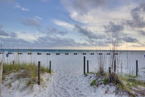 Gulf Gate 402 - image 11