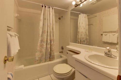 Gulf Gate 402 - image 6