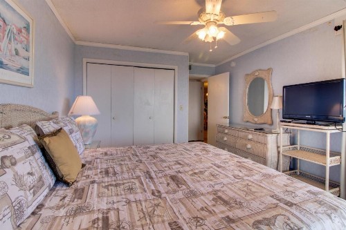 Gulf Gate 402 - image 7