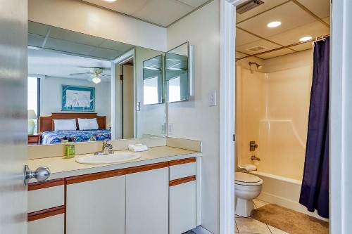 Aqua Vista Condominiums - image 11