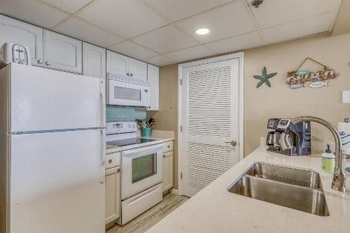 Long Beach Towers - image 10