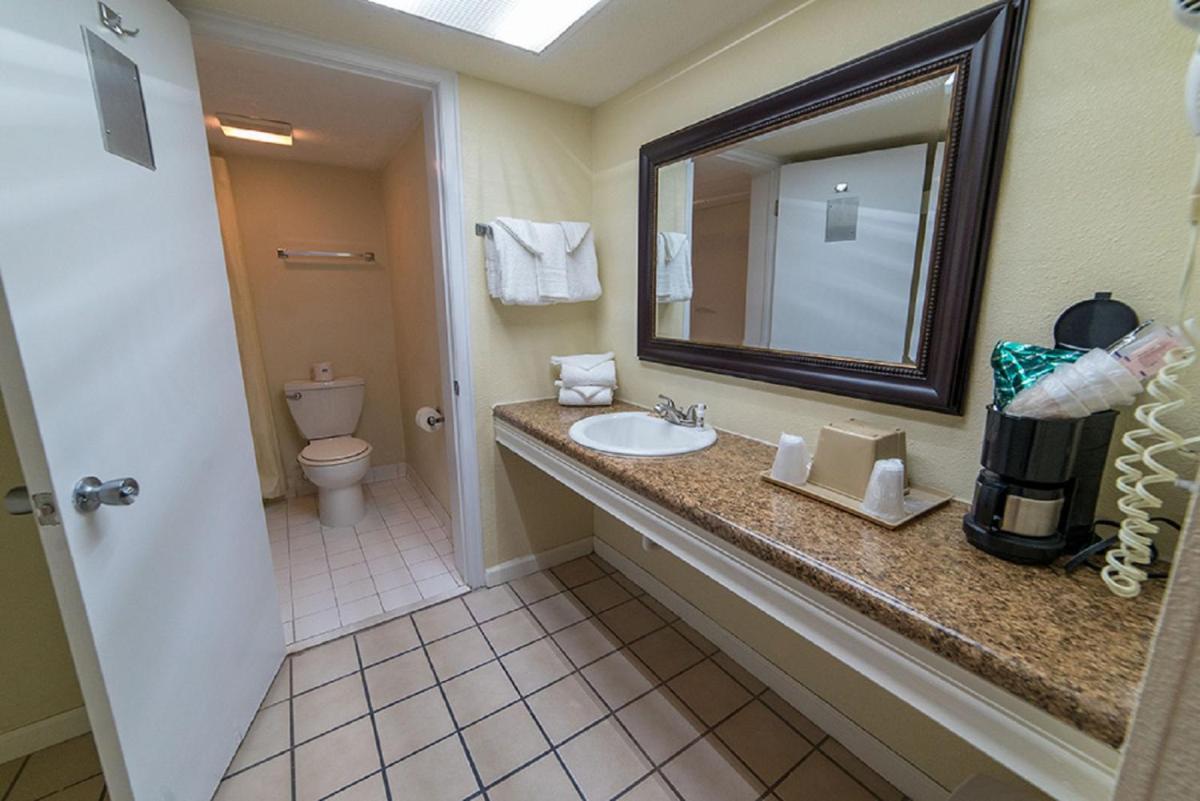 Seahaven Beach Hotel Panama City Beach - image 5