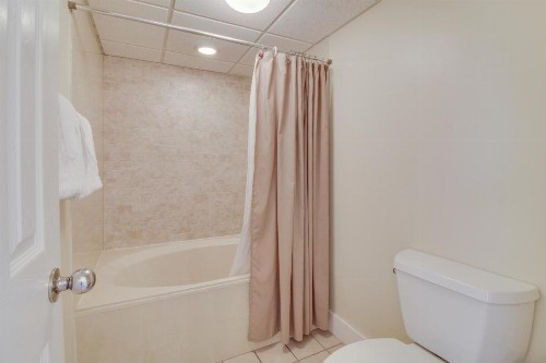Edgewater Golf Villa #1206 - image 10