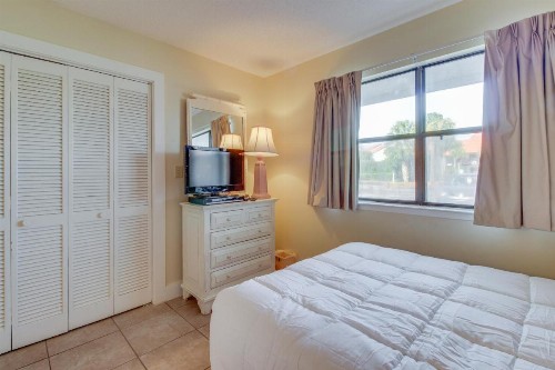 Edgewater Golf Villa #1206 - image 9