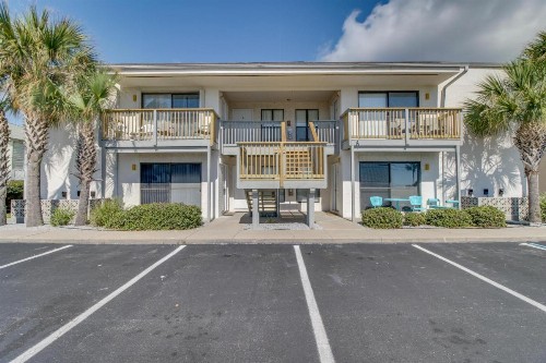 Endless Summer Condos - image 9