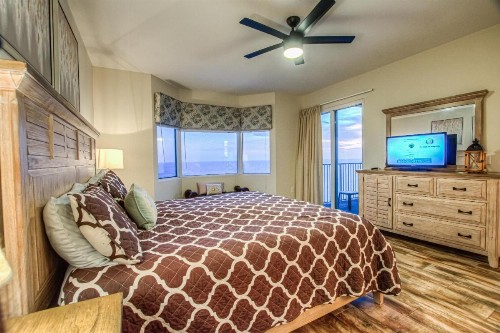 Tidewater Beach Resort 2302 By ZIA - image 13