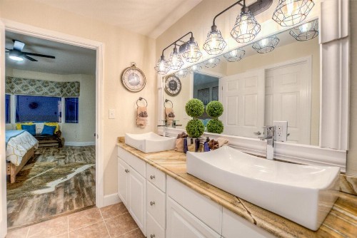 Tidewater Beach Resort 2302 By ZIA - image 17