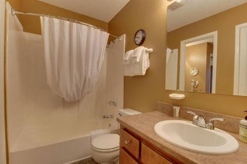 Portside Resort - image 10
