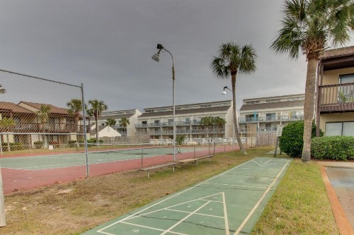 Portside Resort - image 12
