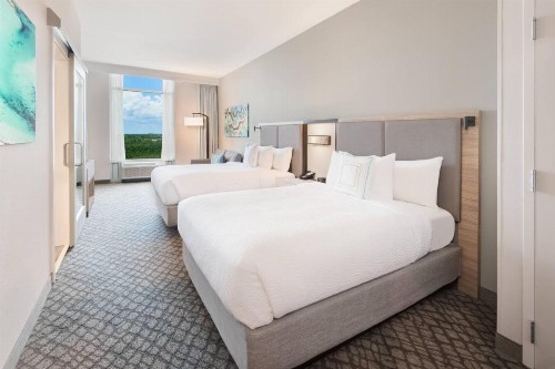 SpringHill Suites by Marriott Panama City Beach Beachfront - image 10