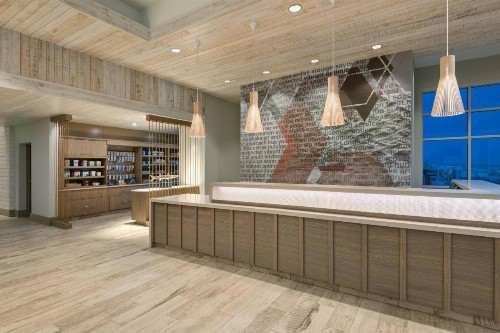 SpringHill Suites by Marriott Panama City Beach Beachfront - image 4