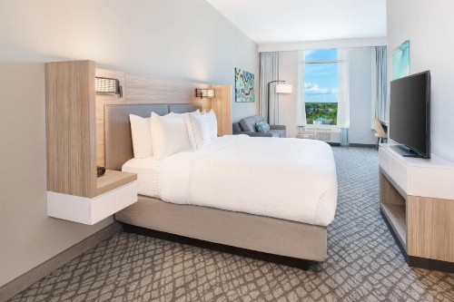 SpringHill Suites by Marriott Panama City Beach Beachfront - image 8