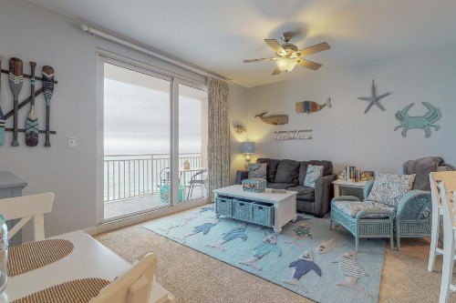 The Splash Resort and Condos West - image 1