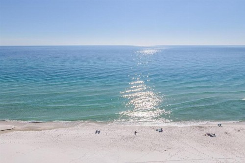 The Splash Resort and Condos West - image 9