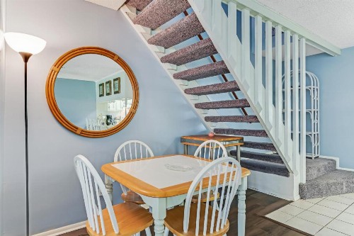 Deluna Court Getaway - image 9