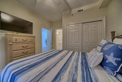 Unit 0902 Condo - image 32