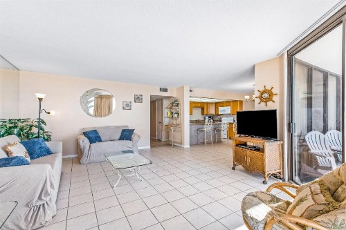 Edgewater 207 - image 7