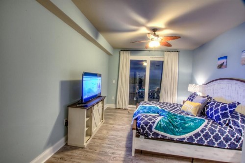 Laketown Wharf 429 By ZIA VR - image 5