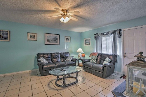 Panama City Townhome with Shared Pool-Steps to Beach! - image 6