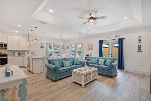 Seahorse Hideaway - image 12