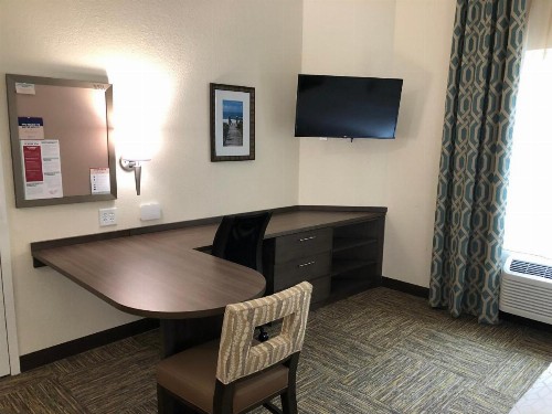Candlewood Suites - Panama City Beach Pier Park an IHG Hotel - image 2