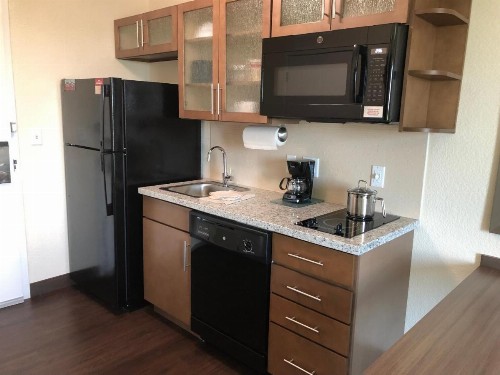 Candlewood Suites - Panama City Beach Pier Park an IHG Hotel - image 5