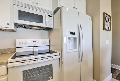 Ocean View Townhome Near Pier Park - Walk to Beach - image 5