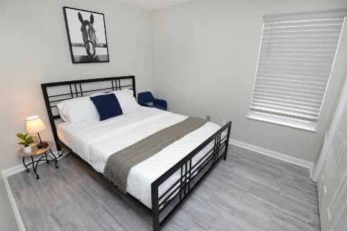 Great 3 Bedroom house in gated community - image 10
