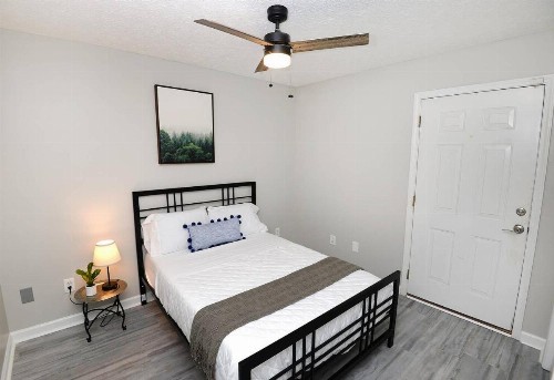 Great 3 Bedroom house in gated community - image 8