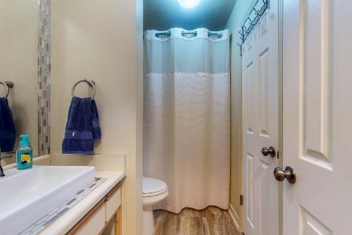Gulf Breeze Aglow - image 10