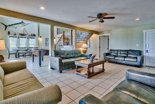 Sandy Bottoms - Fabulous West End Beach House & Hot Tub! - image 15