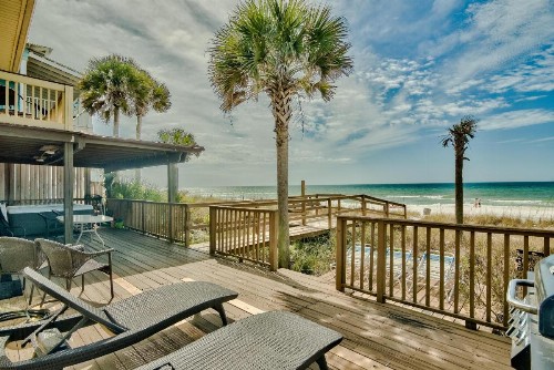Sandy Bottoms - Fabulous West End Beach House & Hot Tub! - image 35