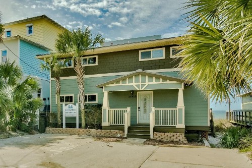Sandy Bottoms - Fabulous West End Beach House & Hot Tub! - image 5