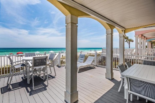 Southern Comfort - Beautiful Private Beachfront Home! - image 13