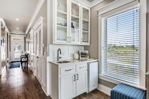 Southern Comfort - Beautiful Private Beachfront Home! - image 14